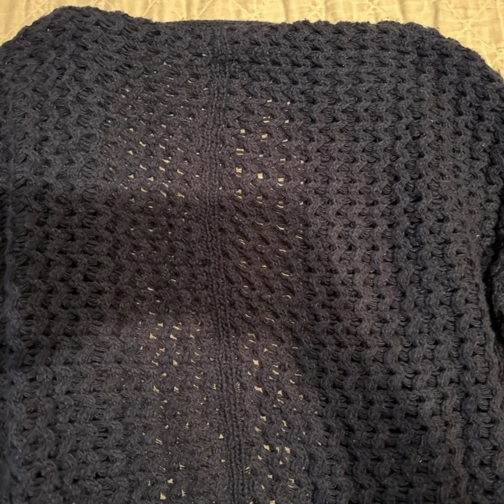 Forever 21 Deep Blue Textured Women’s Cardigan- size- medium. Great condition! - Picture 7 of 10